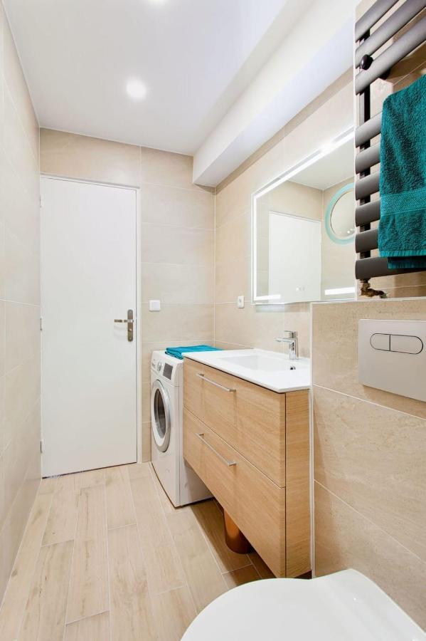 Guestready - Lovely Practical Apartment In Menilmontant Paris Luaran gambar